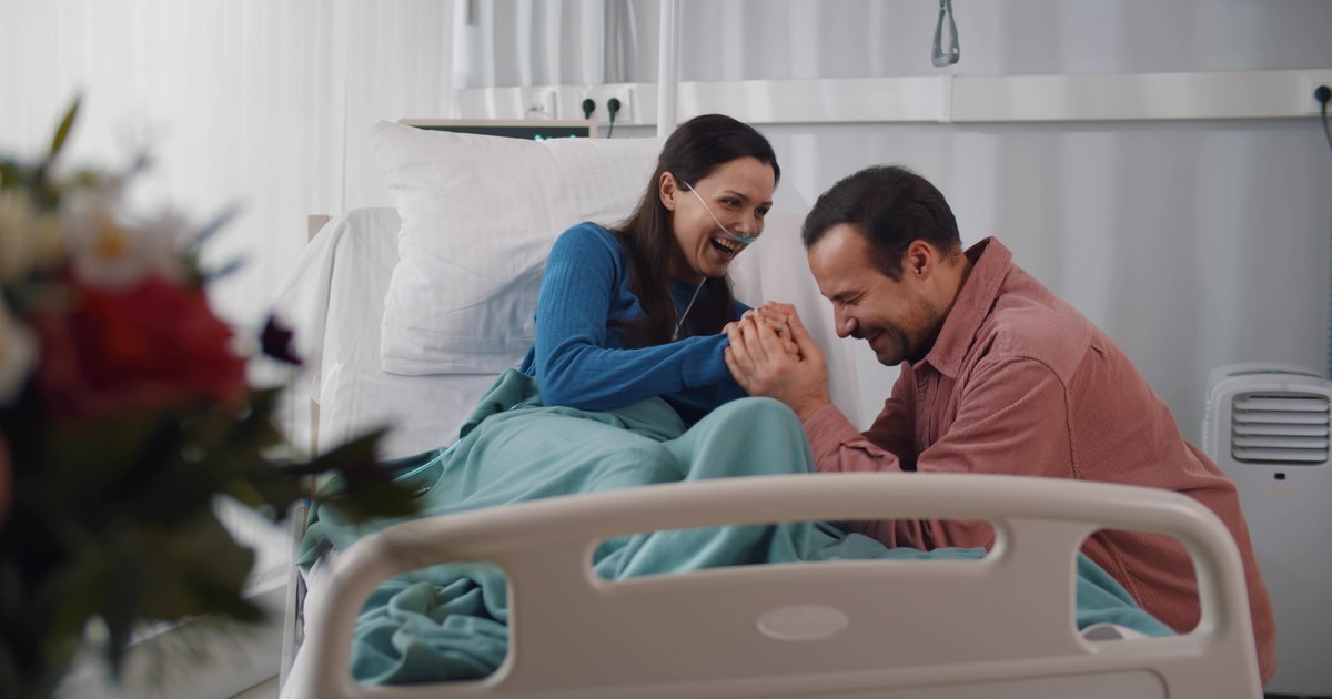 Scheme whereby hospital took money from state for fictitious admissions while 'patients' were away on holiday