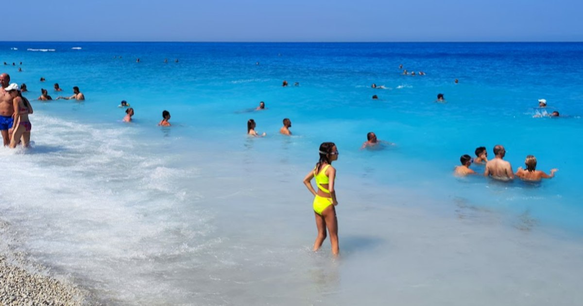 Spectacular beaches in Greece coming under tough rules due to over-tourism: Lefkada is targeted by new measures