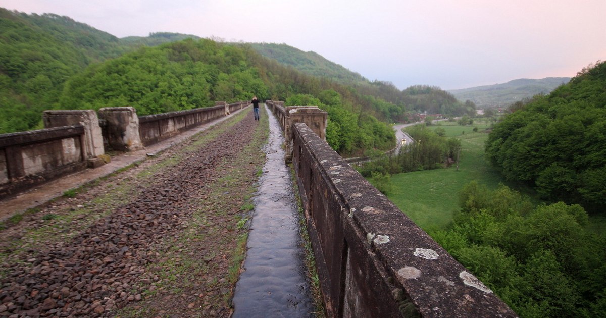 Video Former forgotten railways, reactivated as green routes. New cycle paths and hiking trails are gaining momentum in Europe