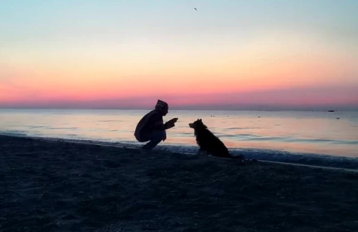 Sunset on Corbu beach PHOTO: Facebook/Călin Gheorghe