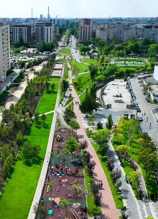 Aerial view of Liniei Park, Sector 6. PHOTO: City Hall of Sector 6