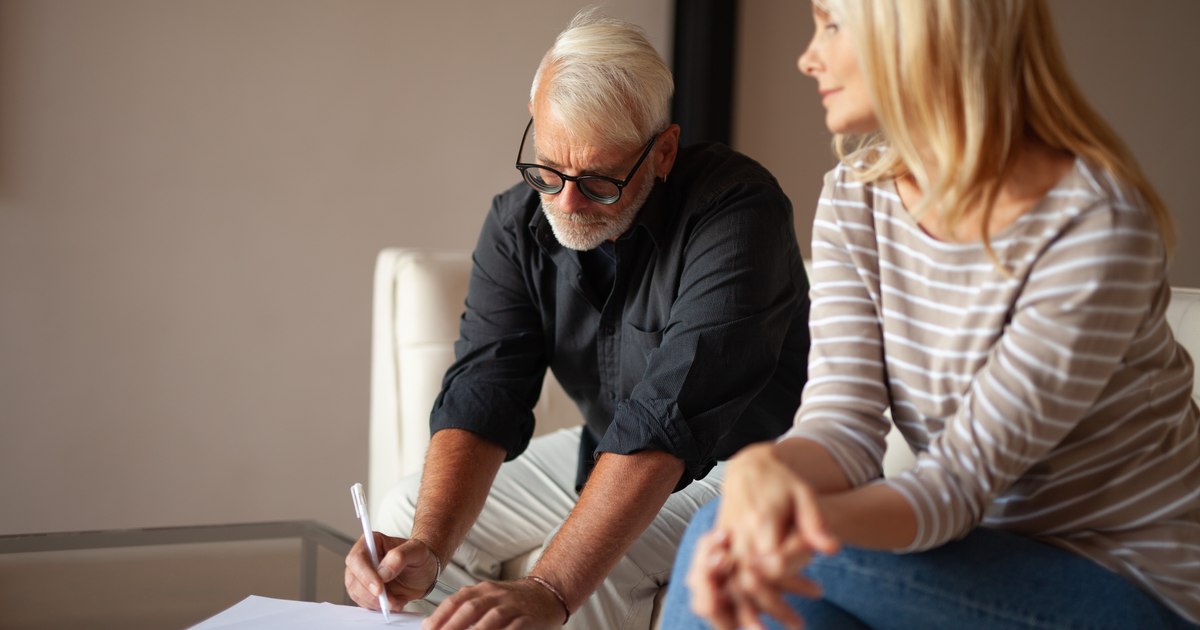 Common causes of divorce in people over 50. What is "empty nest syndrome"