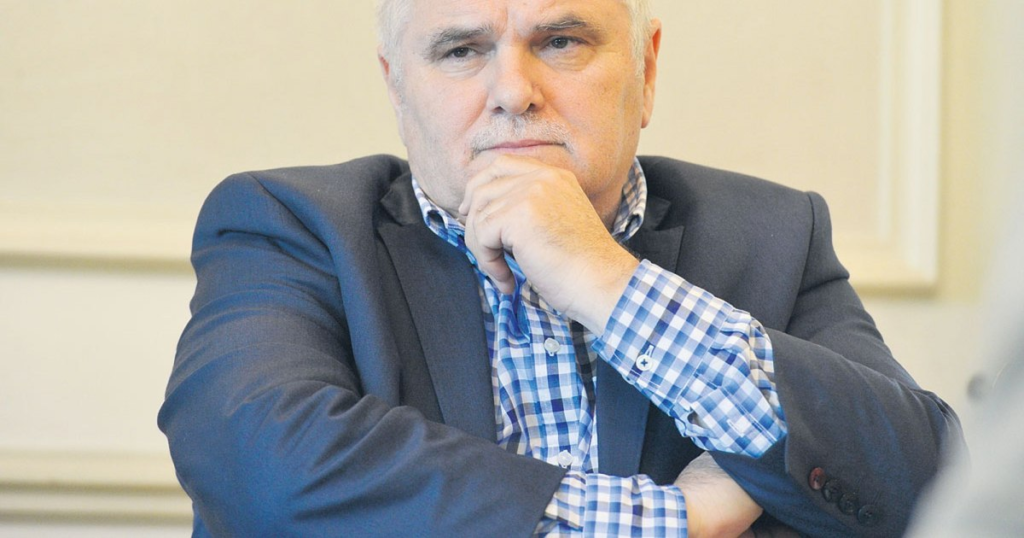 Interview Ștefan Mitroi at 70 years old: the writer born on the night of Resurrection, in the village of Noica. "I only managed to arrest one person: myself"