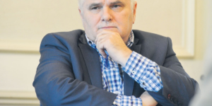 Interview Ștefan Mitroi at 70 years old: the writer born on the night of Resurrection, in the village of Noica. “I only managed to arrest one person: myself”