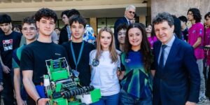 Romanian students won the first 4 places at the World Robotics Championship. Nicușor Dan: “Romania is proud of you”