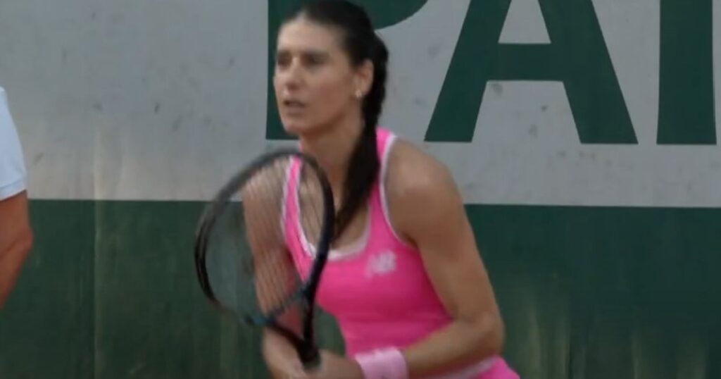 Sorana Cîrstea took the TGV to Paris. Qualifying without losing a set in the 3rd round at Roland Garros