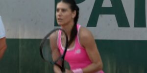 Sorana Cîrstea took the TGV to Paris. Qualifying without losing a set in the 3rd round at Roland Garros