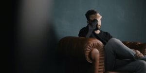 The Invisible Stress: Why Anxiety Overcomes Us During Unpredictable Times