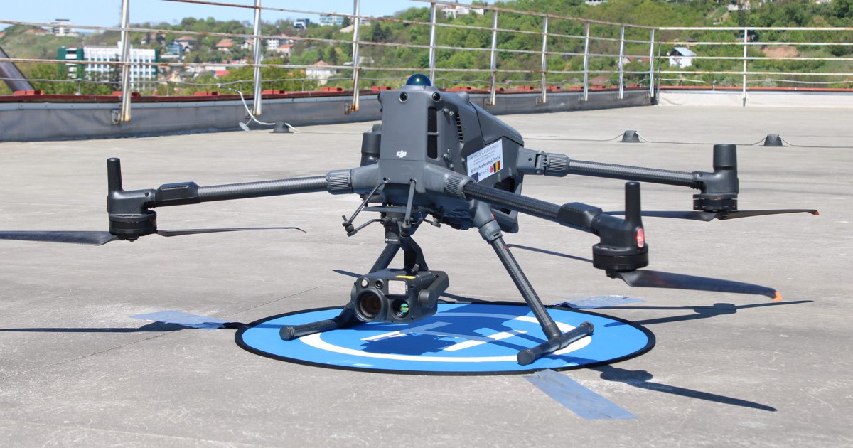 The city guarded from the sky by a €40,000 drone: it will transmit live images to the police of crimes, illegal constructions and risky situations