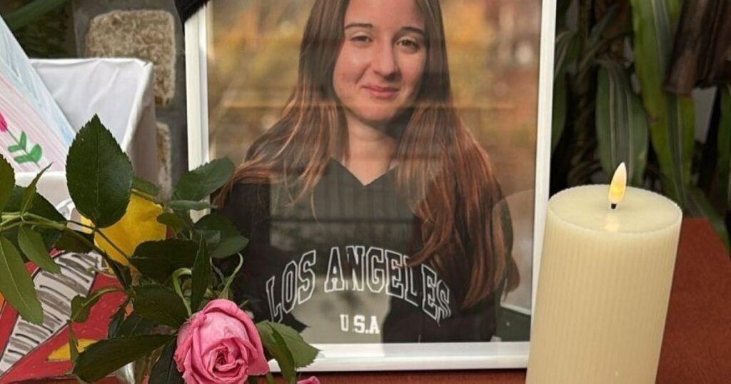 The father of Alisia, the girl killed at the farm in Bihor, publishes the messages sent by his daughter before the crime: "I lied to him that I am 16 years old and he still won't leave me alone"