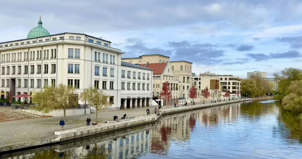 Video Top 10 best European destinations for easy walks and trails. The surprise city in the first place