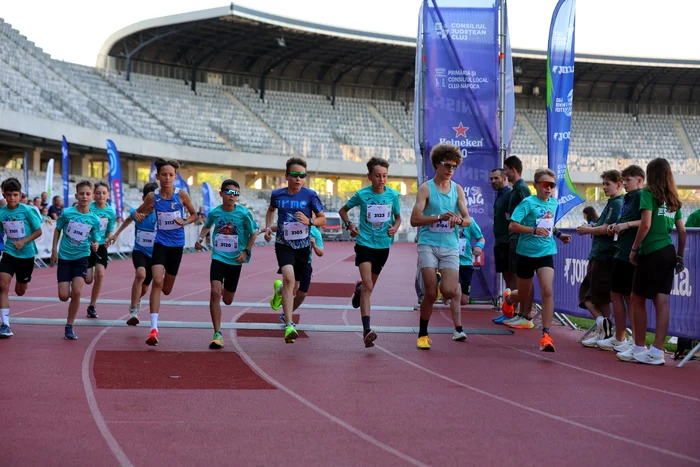 The children competed on the Cluj Arena track, Saturday, June 27 (Photo: Cluj Running Festival)