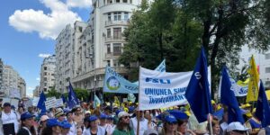 Analysis Huge mobilization in education: 160,000 teachers demand austerity repeal, but hit a constitutional barrier. What does the project risk?