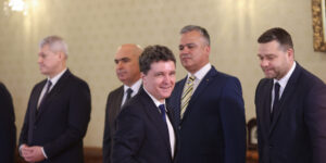 Analysis Oxford warning: ‘We are witnessing a dangerous dynamic’. Corneliu Bjola compares the maneuvers of Nicușor Dan with the tactics of Carol II
