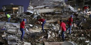 Analyze the cities in Romania that could be completely paralyzed in the next big earthquake. Beyond Bucharest, the danger is huge in the province