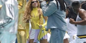 Did Shakira sing or was she an impersonator at the opening ceremony of the World Cup?
