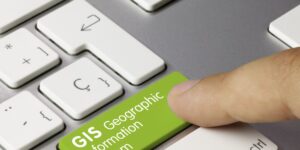 High school students will study a new optional subject that combines geography and information technology from autumn