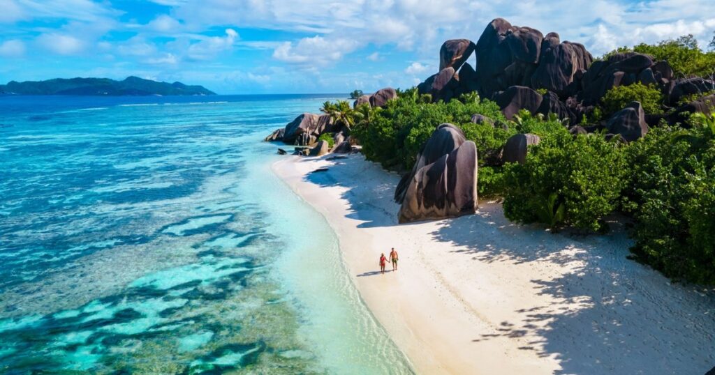 How Romanians choose exotic vacations in 2026: the destinations that have grown the most in preferences