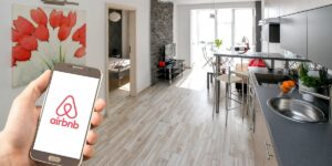 More and more tourists are advertising the same scam method on Airbnb: “hosts” asking for money in advance