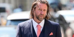 Netflix video, tricked by a Hollywood director: 11 million dollars for a non-existent sci-fi series. He spent the money on opulence, risky investments and crypto