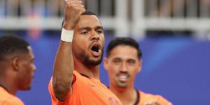 The Netherlands thrashed Sweden 5-1 to cement their lead in Group F. Show total in Houston