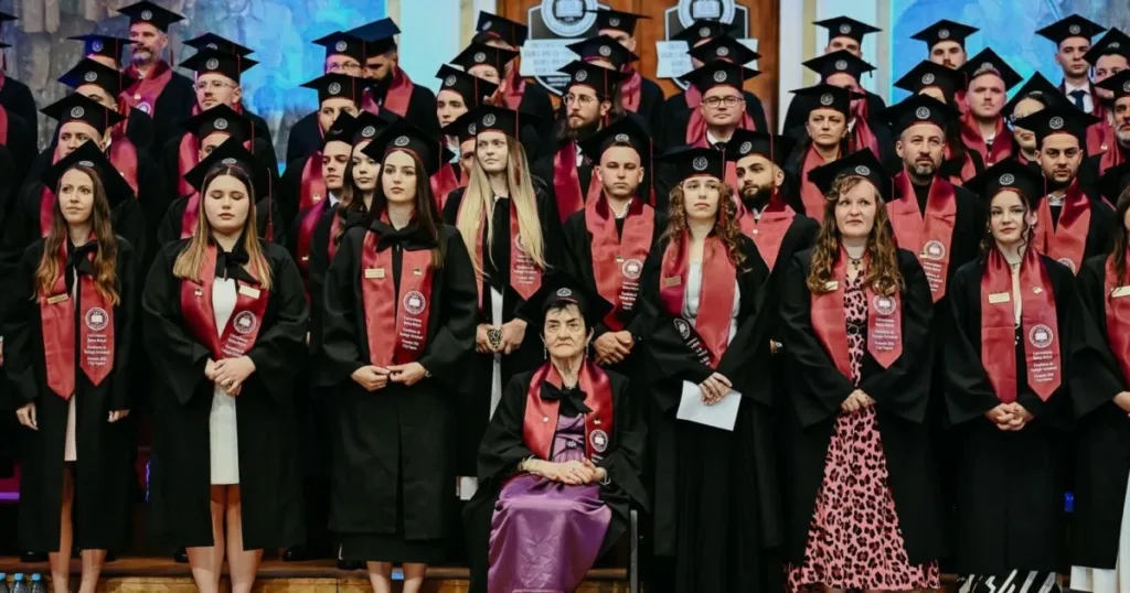 The oldest student in Romania graduated at the age of 90: "I was a bit tired in the last semester"