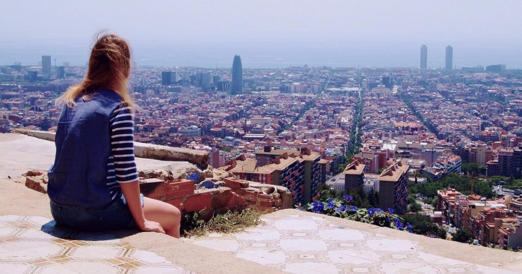 The pitfalls of holidaying in Spain: a mop left on the balcony or a sandcastle that is too big can bring you fines of 750 euros