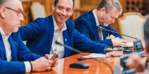 UDMR, in a meeting to validate the decision not to vote for the government of Prime Minister Adrian Veștea