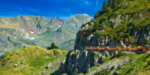 Video The highest tourist train in Europe, at 2,000 meters altitude: the journey from the edge of the precipice that takes your breath away