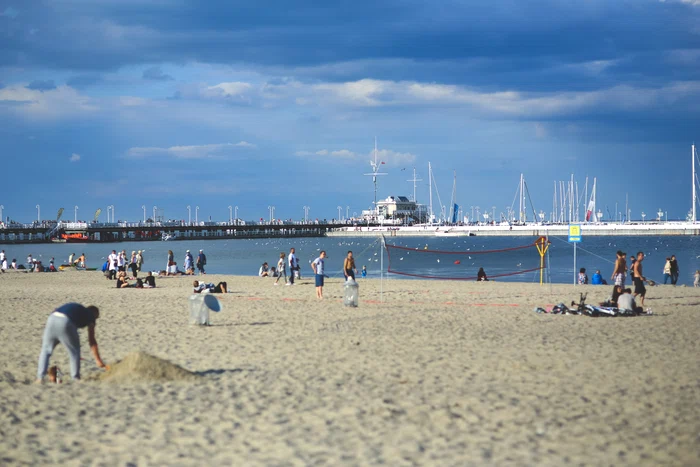 The city has fine sandy beaches Photo: pexels