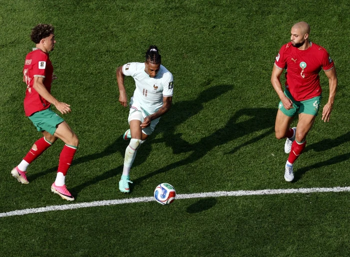 Olise slalomed among the Moroccan defenders (Photo: EPAImages)