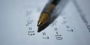 Baccalaureate 2026. Students take the test in Mathematics or History on Wednesday, one day later than the original calendar