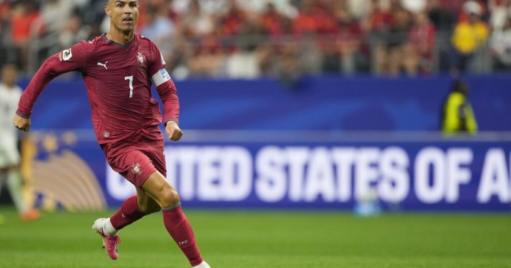 Cristiano Ronaldo played the last match at the World Cup, Spain qualified for the "quarters"
