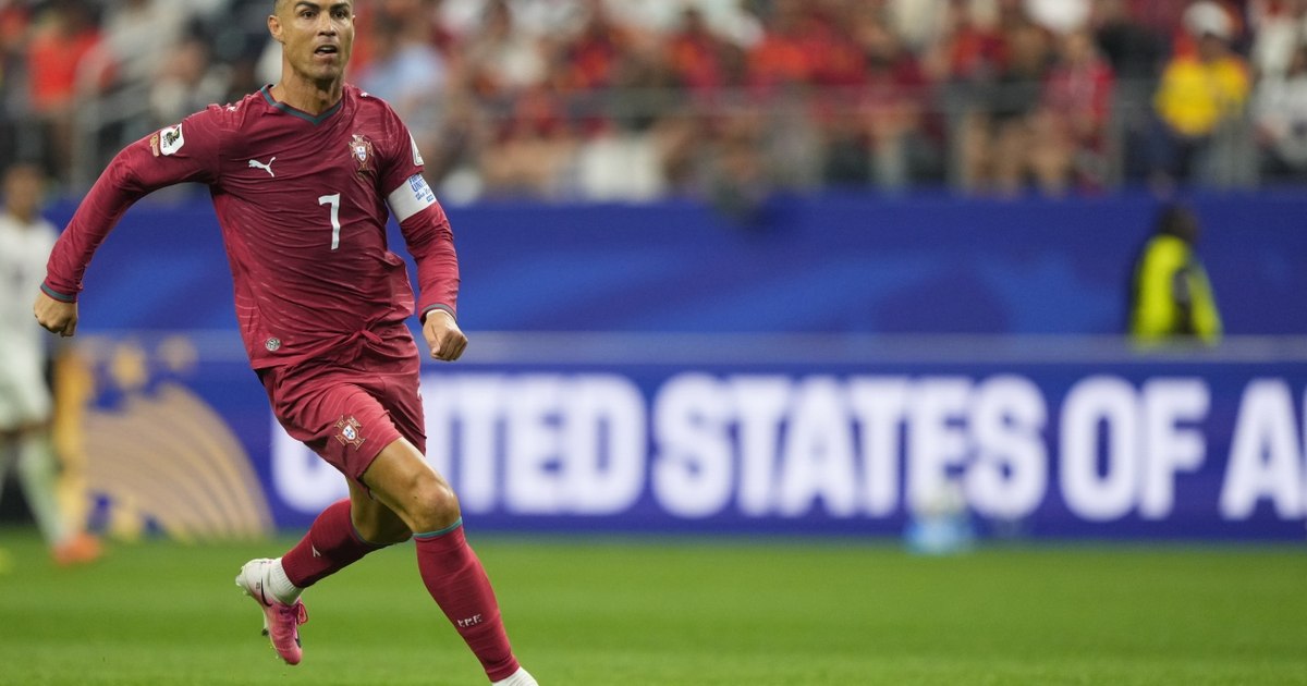 Cristiano Ronaldo played the last match at the World Cup, Spain qualified for the "quarters"