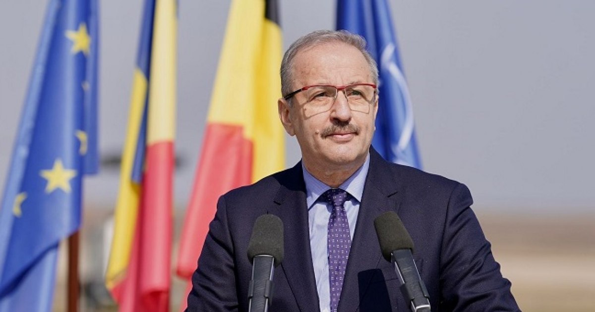 MEP Vasile Dîncu claims that Alexandru Nazare could be a compromise solution for the position of prime minister