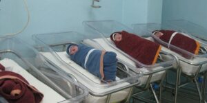Premiere at Miercurea-Ciuc. A 31-year-old woman gave birth to quadruplets. The four babies, weighing between 740 and 810 grams, were transferred to Brașov