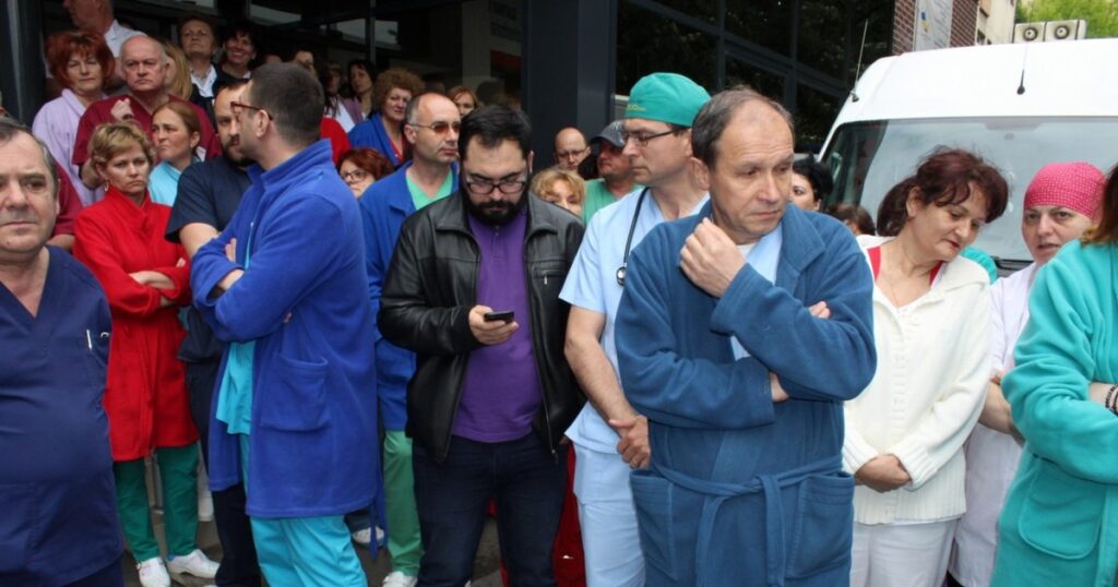 SANITAS Strike Analysis: Doctors will only treat life-threatening cases. Only a third of the staff will remain at work