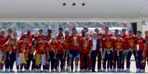 Spain’s heroes returned home with the World Cup trophy. Huge celebration in Madrid