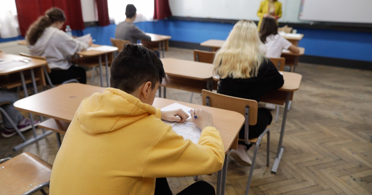 The head of the ISJ Alba accuses that some schools intentionally leave weak students in corrections in order not to affect the results of the National Assessment