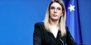 The trial won by Diana Buzoianu against RA-APPS is restarted from scratch. The Minister of the Environment, ironically: “It is not normal to criticize the justice system”