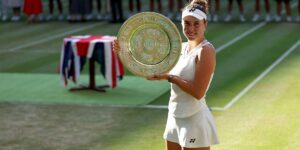 Victorious at Wimbledon, Linda Noskova dedicated the success to her mother, who died in 2024
