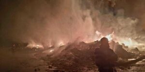 Violent fire at a recycling warehouse in Giurgiu. RO-ALERT message due to smoke