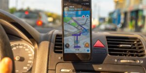 Waze expands the function of displaying traffic lights. Why the new option does not appear for all drivers