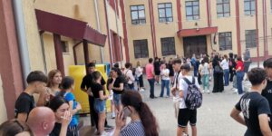 Why did students with an average above 8 run out of places at high school? Ministry of Education: “They had unrealistic options. There is also a second stage”