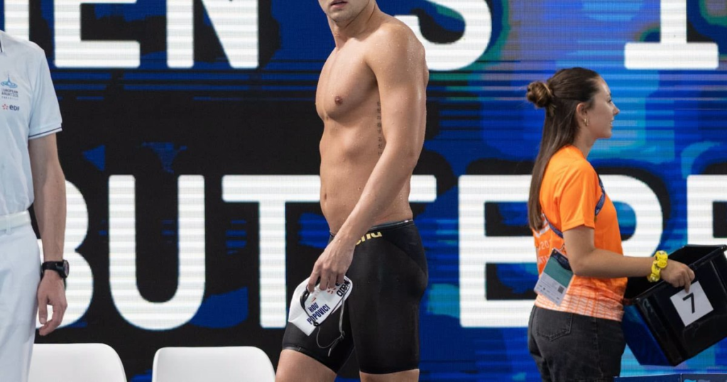 Denis-Laurean Popescu broke the national record in the 100 m butterfly