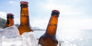 How much does a beer cost you on holiday? Cities with the highest and lowest prices