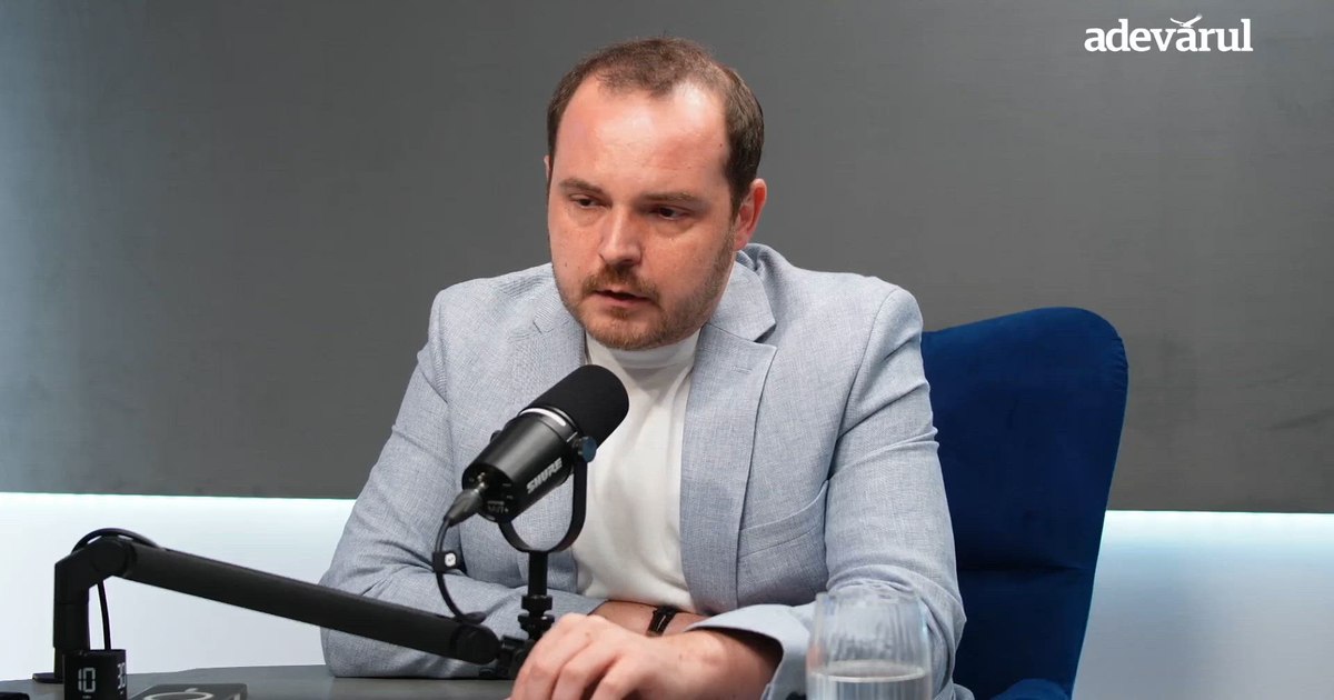 "If the Salary Law passes, we will have the largest exodus of doctors since the Revolution", claims Alexandru Rogobete, former Minister of Health