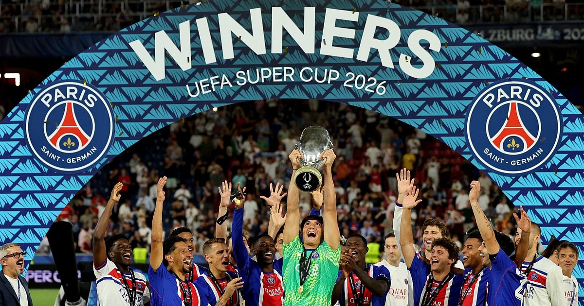 PSG has entered the club of teams that have won the European Super Cup twice