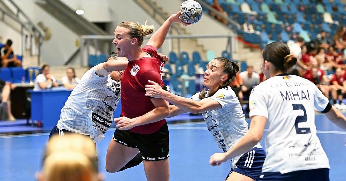 Rapidly conquered the Cup of Craiova in handball, Bistrita and Rm. Vâlcea won their "home cups"